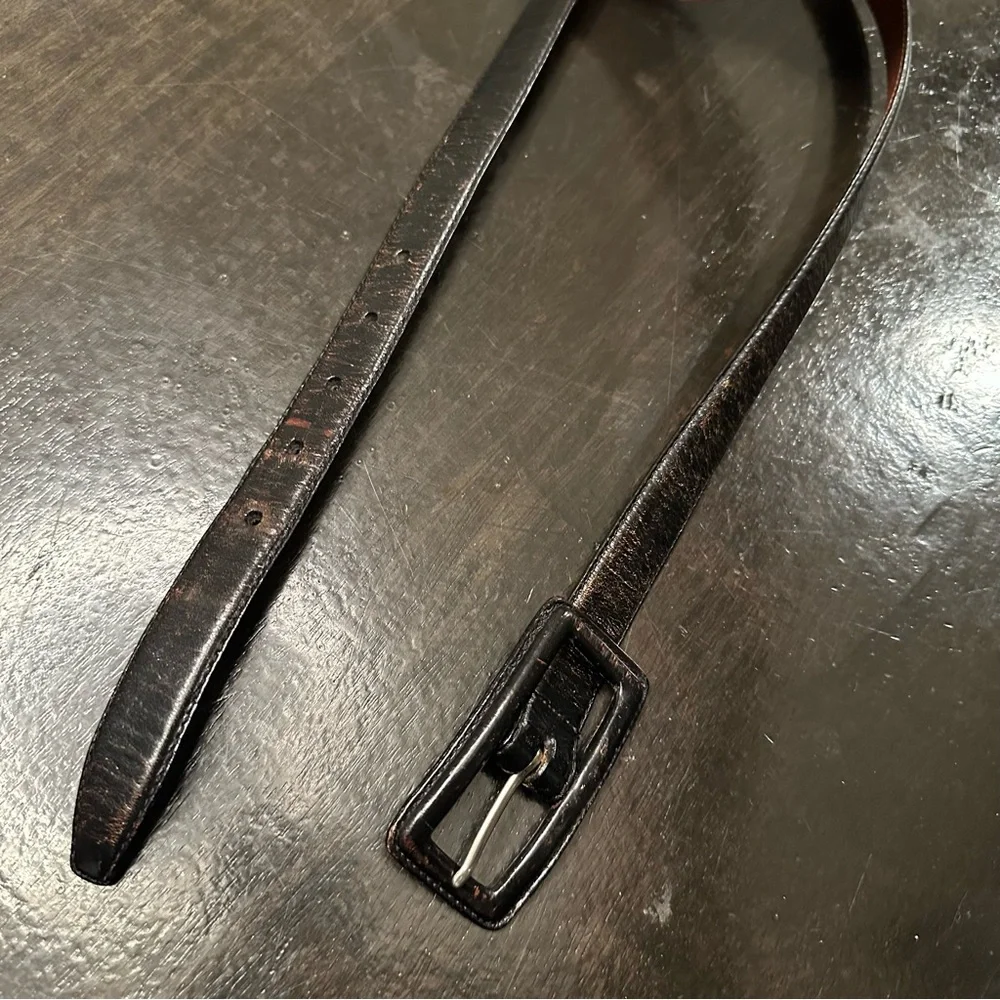 Liz Claiborne Genuine Leather Belt - Picture 3 of 6